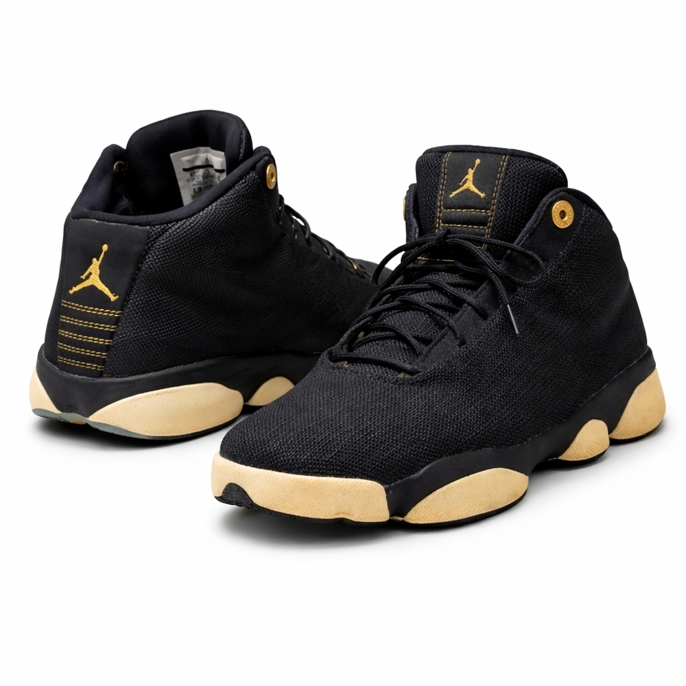 Jordan Youth Sneakers‎ Black & Gold Size 5.5Y